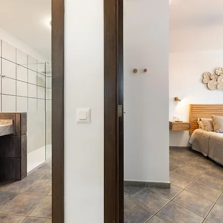Вилла Yaiza 15 - Vipvipvillas *